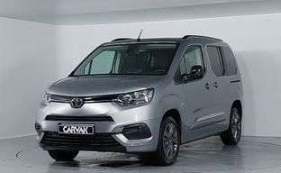 Toyota • Proace City