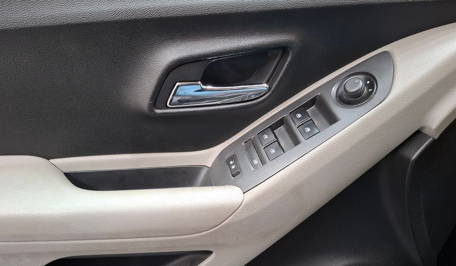 Chevrolet Tracker 1.8 LTZ MT Suv 2014