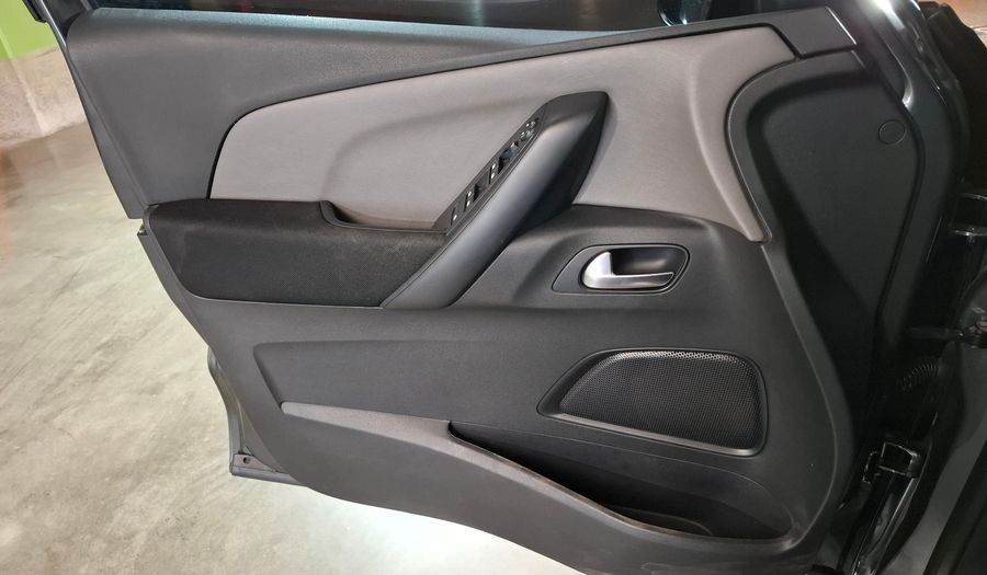 Citroen C4 Picasso 1.6 THP 165 FEEL AUTO Minivan 2017