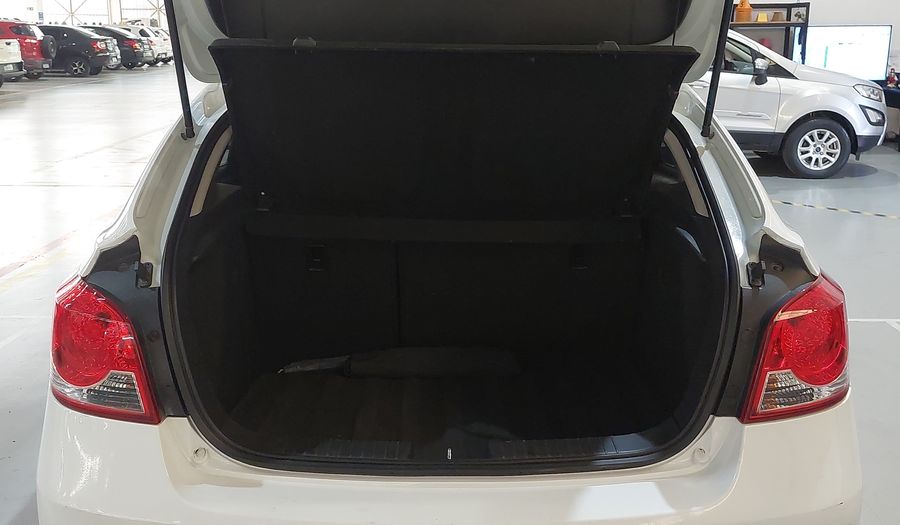 Chevrolet Cruze LT SPORT6 Hatchback 2015