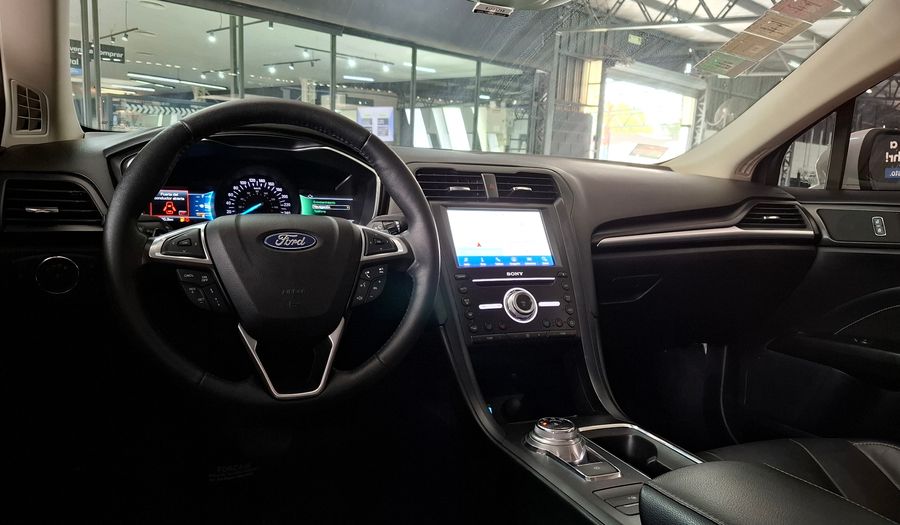 Ford Mondeo 2.0 TITANIUM AUTO Sedan 2020