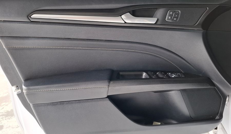 Ford Mondeo 2.0 TITANIUM AUTO Sedan 2020