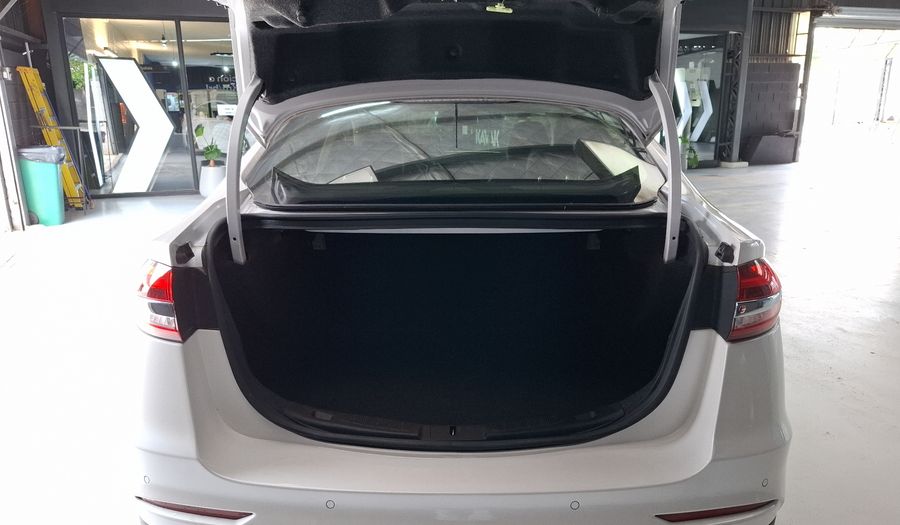 Ford Mondeo 2.0 TITANIUM AUTO Sedan 2020