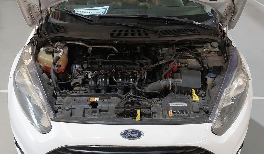 Ford Fiesta SE HATCH Hatchback 2016