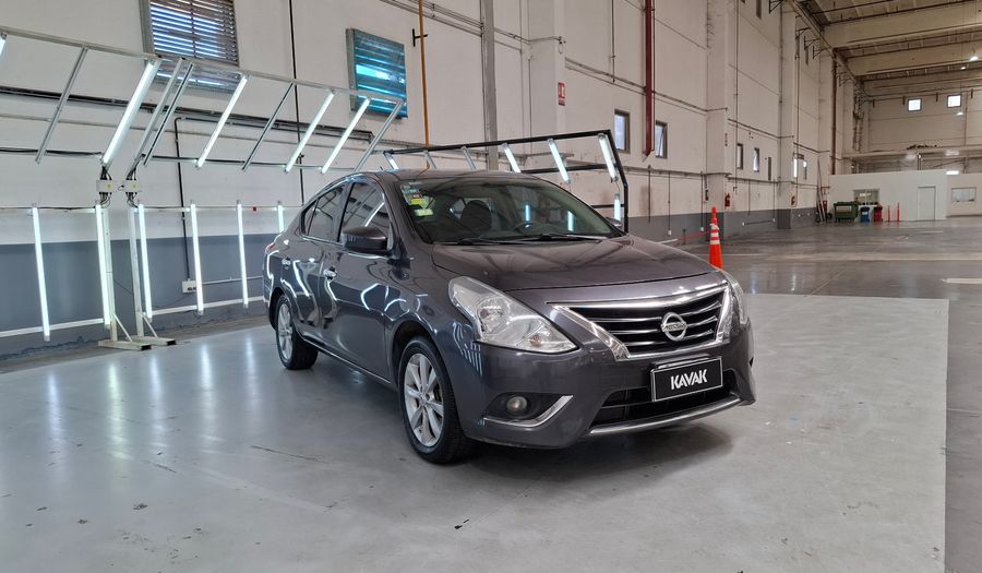 Nissan Versa 1.6 ADVANCE Sedan 2015
