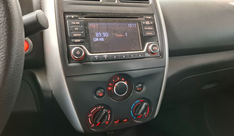 Nissan Versa 1.6 ADVANCE Sedan 2015