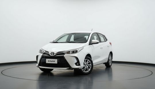 Toyota • Yaris