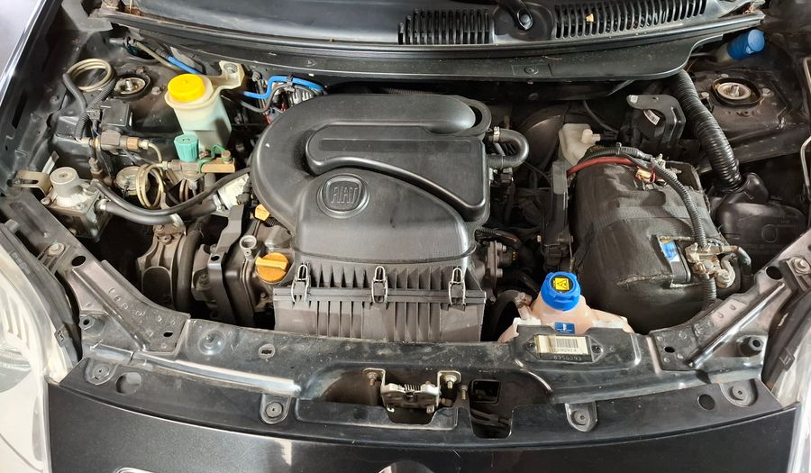 Fiat Palio 1.4 ATTRACTIVE Hatchback 2012