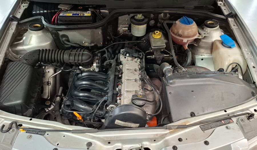 Volkswagen Gol 1.4 POWER (+DA+AA) Hatchback 2011