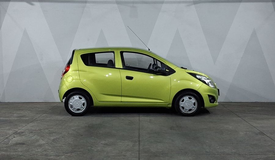 Chevrolet Spark 1.4 LT E MT Hatchback 2016