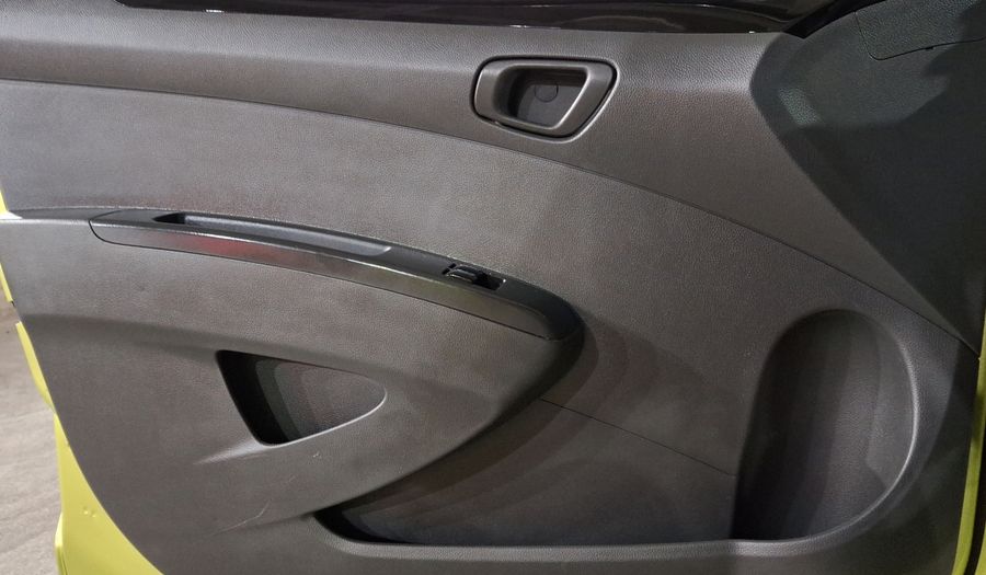 Chevrolet Spark 1.4 LT E MT Hatchback 2016