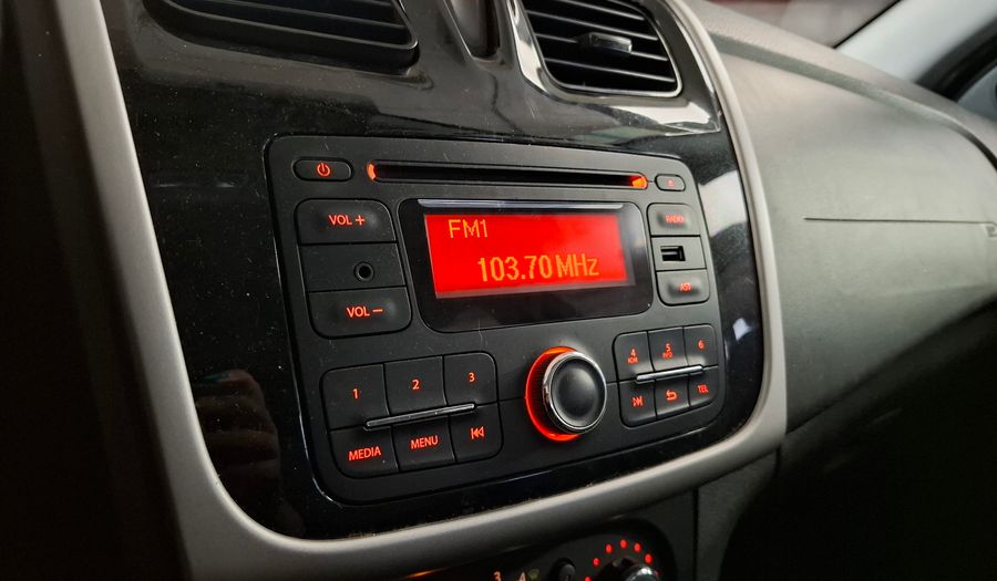 Renault Sandero 1.6 AUTHENTIQUE Hatchback 2017