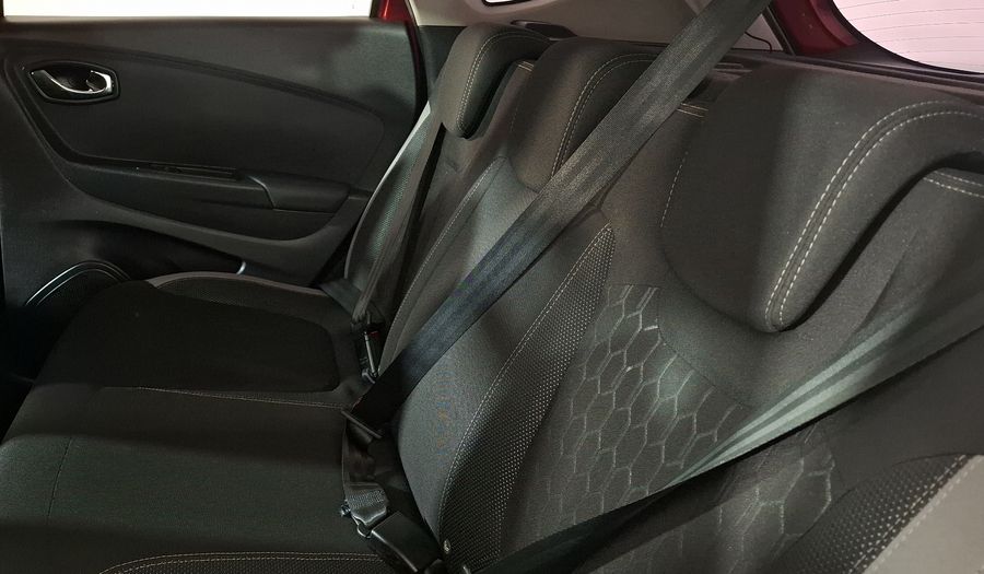 Renault Captur 2.0 INTENS AUTO Hatchback 2019