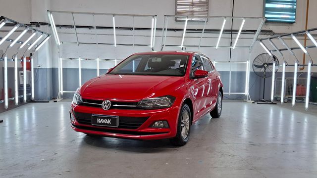 Volkswagen • Polo