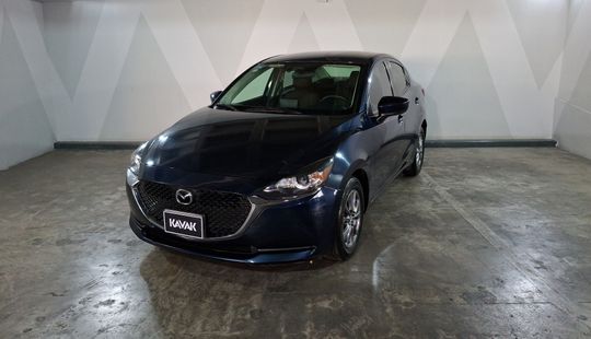 Mazda • Mazda 2