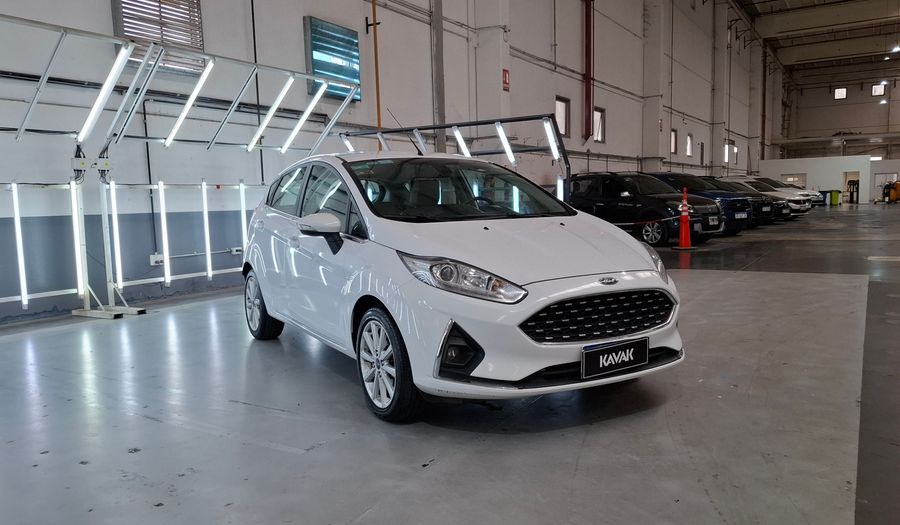 Ford Fiesta Kinetic Design 1.6 16V TITANIUM Hatchback 2019