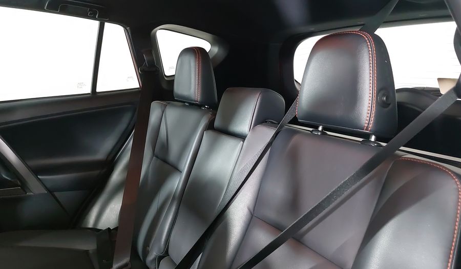 Toyota Rav4 2.5 L4 SE 4WD AT Suv 2018