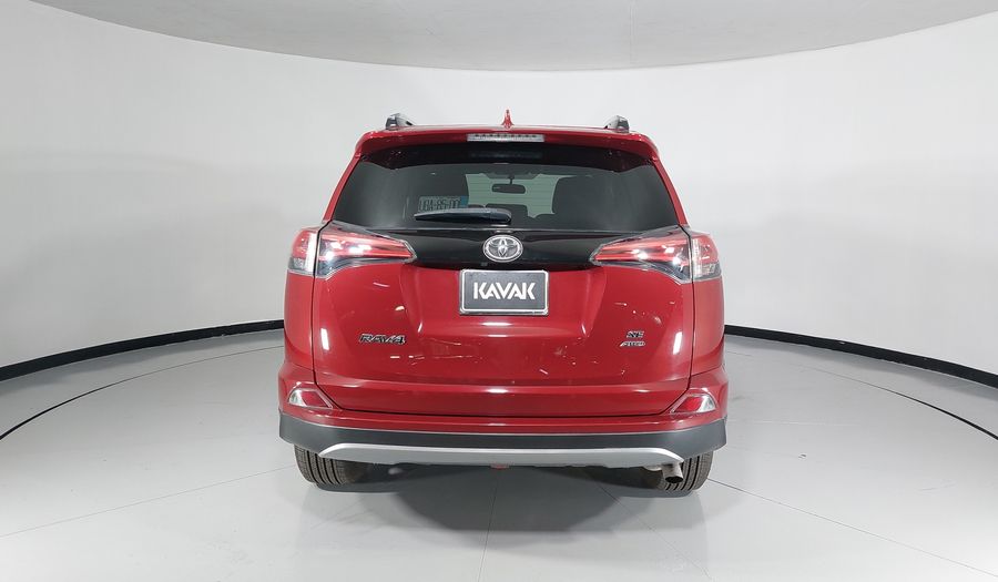 Toyota Rav4 2.5 L4 SE 4WD AT Suv 2018