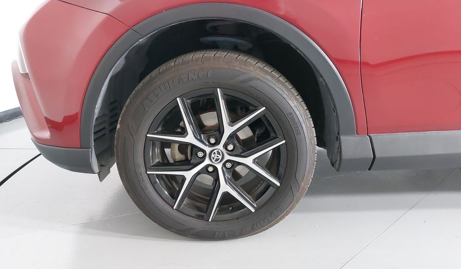 Toyota Rav4 2.5 L4 SE 4WD AT Suv 2018