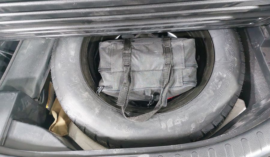 Toyota Rav4 2.5 L4 SE 4WD AT Suv 2018