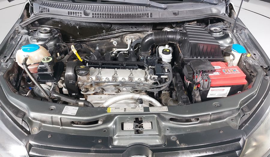 Volkswagen Gol 1.6 CL AC MT Hatchback 2015