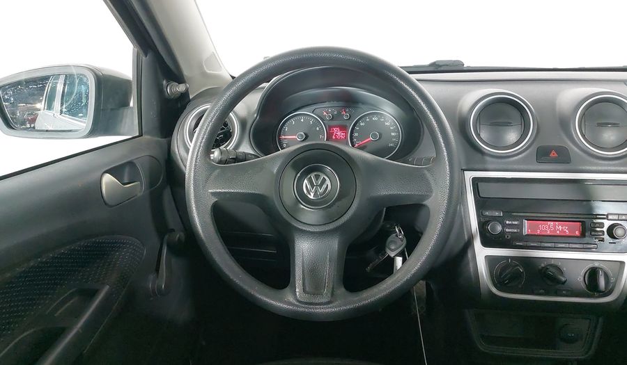 Volkswagen Gol 1.6 CL AC MT Hatchback 2015