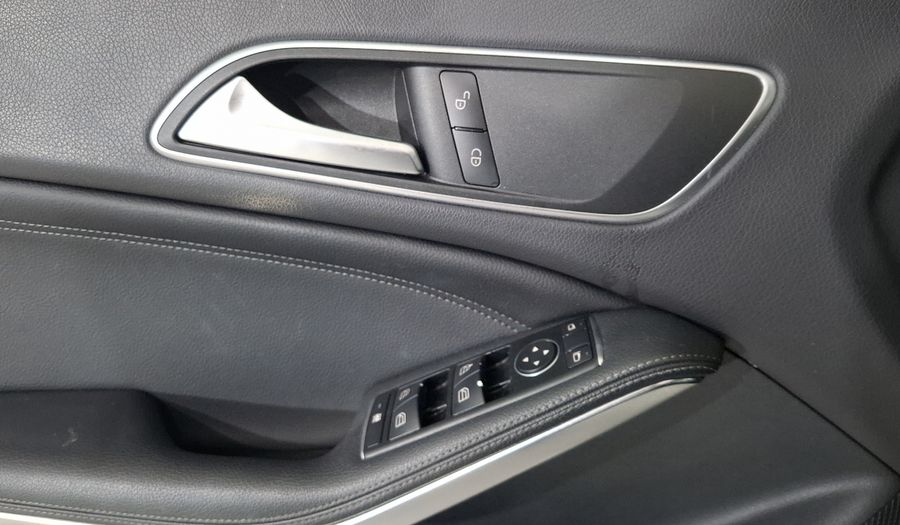 Mercedes Benz Clase Cla 1.6 CLA 180 CGI AT Wagon 2015