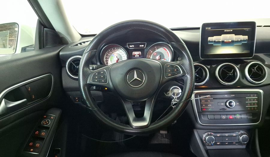 Mercedes Benz Clase Cla 1.6 CLA 180 CGI AT Wagon 2015