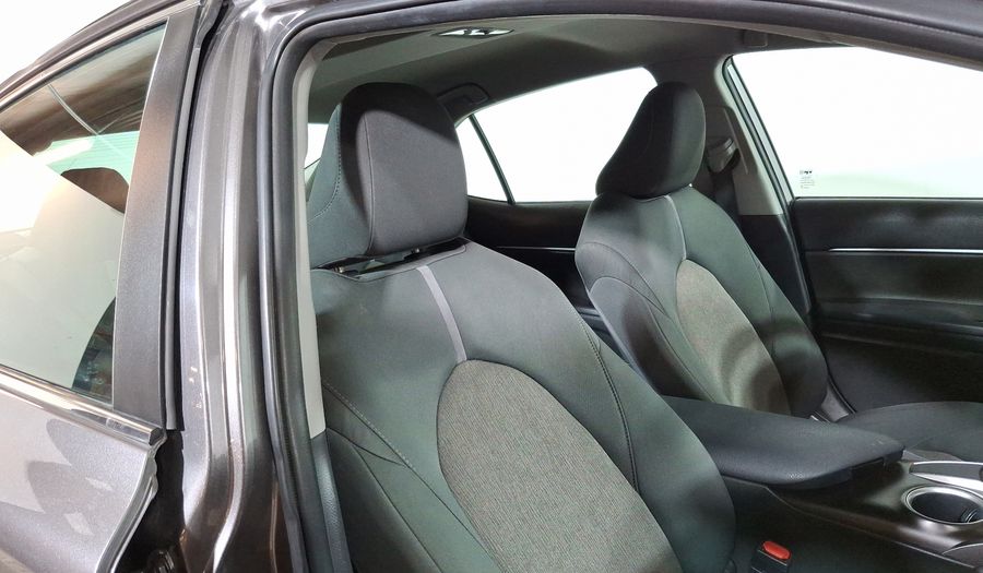 Toyota Camry 2.5 LE AUTO Sedan 2022