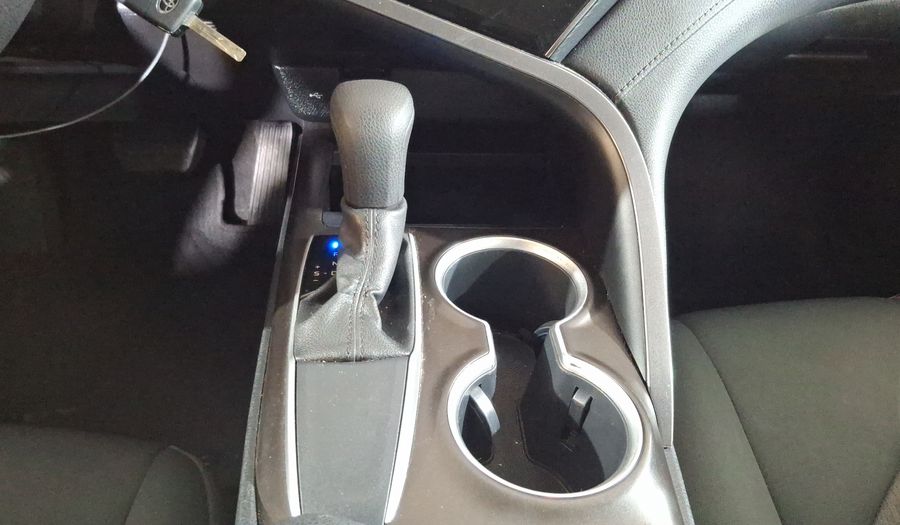 Toyota Camry 2.5 LE AUTO Sedan 2022