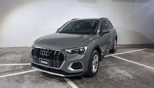 Audi • Q3