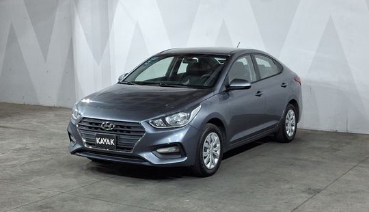 Hyundai • Accent