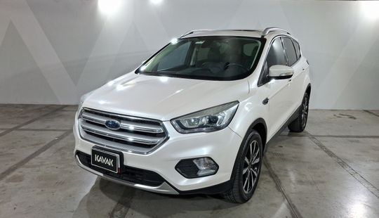 Ford • Escape