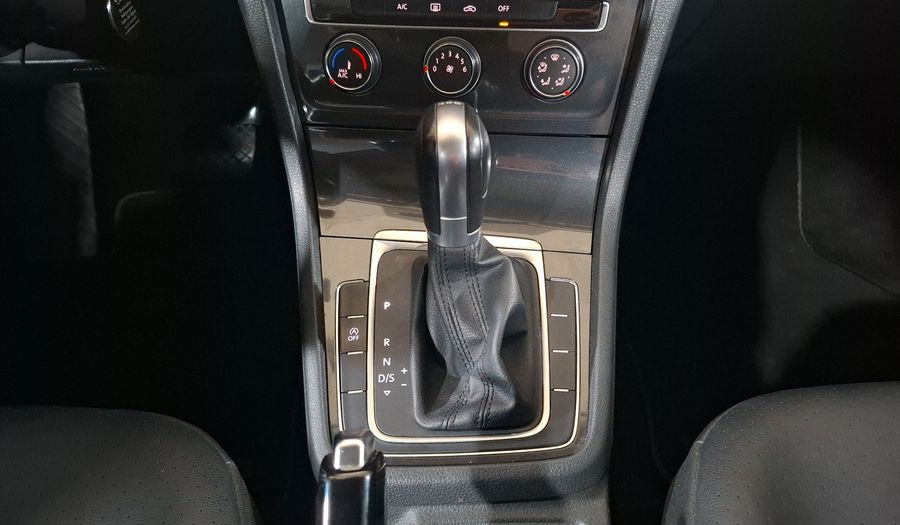 Volkswagen Golf 1.4 COMFORTLINE DCT Hatchback 2018