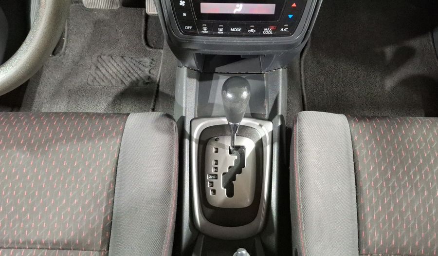 Toyota Avanza 1.5 LE AUTO Minivan 2021