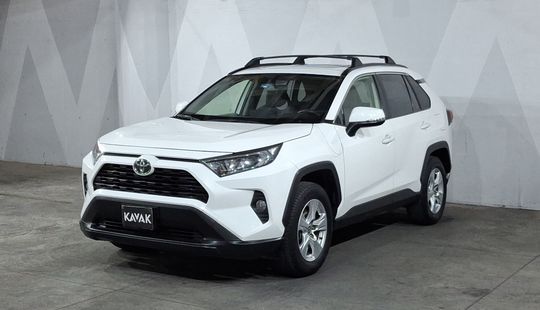 Toyota • RAV4