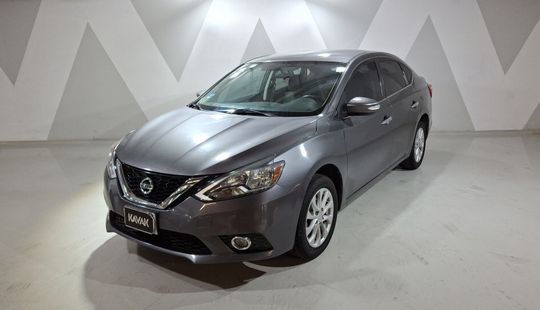 Nissan • Sentra
