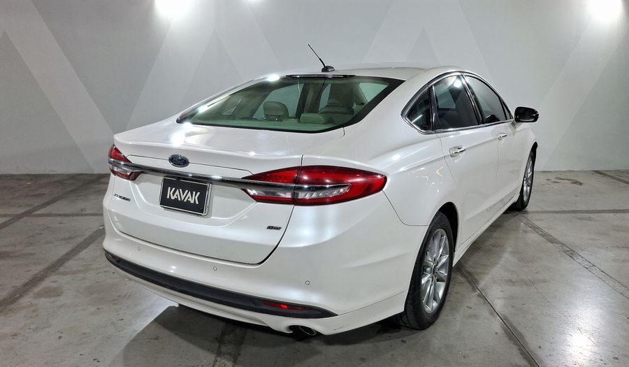 Ford Fusion 2.5 SE I4 NAV ADVANCE AT Sedan 2017