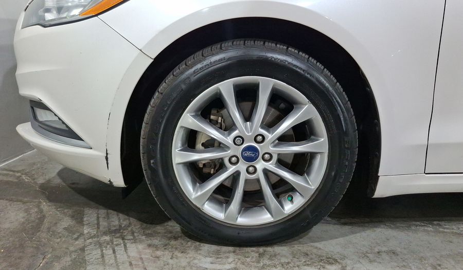 Ford Fusion 2.5 SE I4 NAV ADVANCE AT Sedan 2017