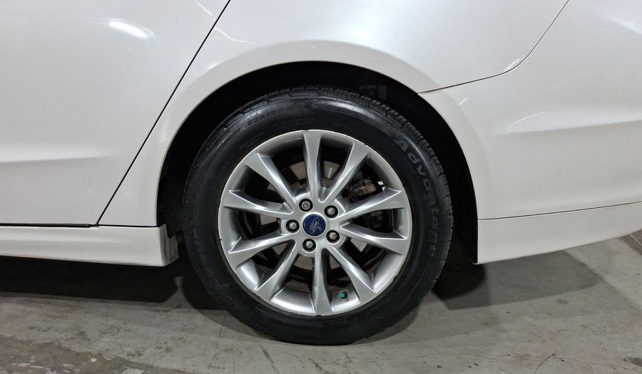 Ford Fusion 2.5 SE I4 NAV ADVANCE AT Sedan 2017