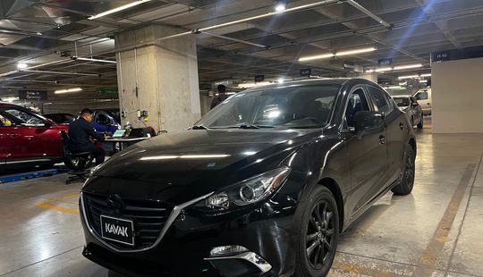 Mazda • Mazda 3