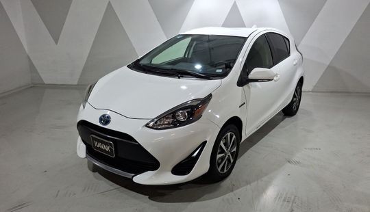 Toyota • Prius C