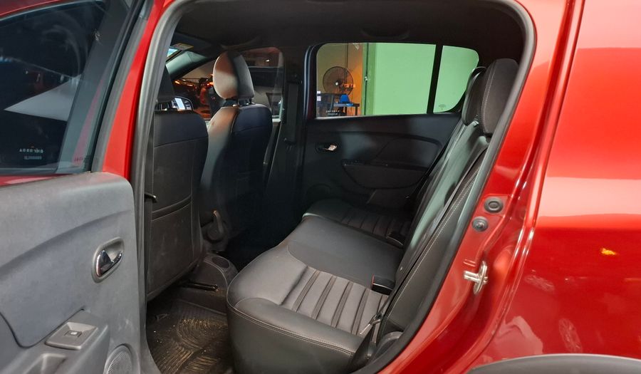 Renault Sandero Stepway 1.6 INTENS Hatchback 2024