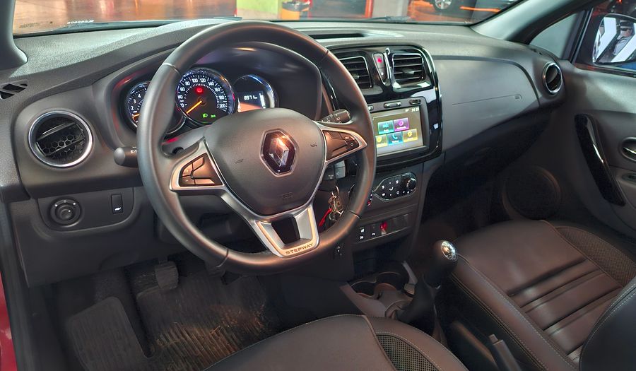 Renault Sandero Stepway 1.6 INTENS Hatchback 2024