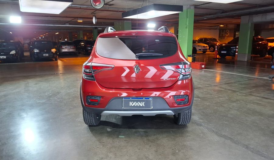 Renault Sandero Stepway 1.6 INTENS Hatchback 2024