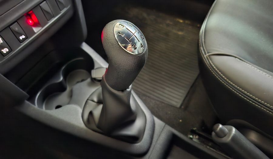 Renault Sandero Stepway 1.6 INTENS Hatchback 2024