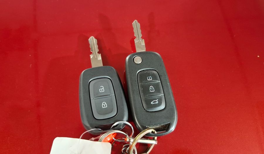 Renault Sandero Stepway 1.6 INTENS Hatchback 2024