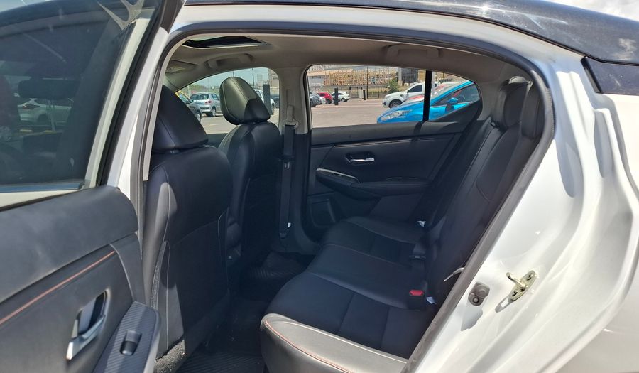 Nissan Sentra 2.0 SR CVT Sedan 2021