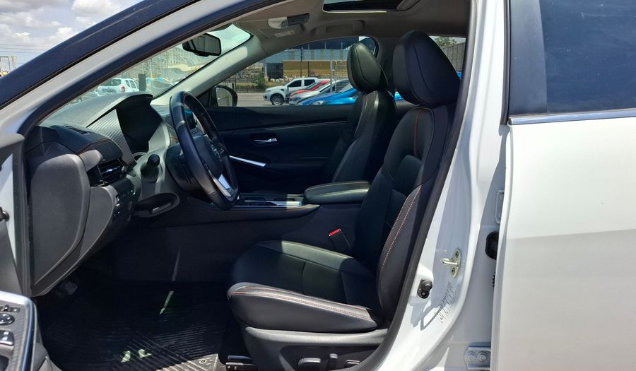 Nissan Sentra 2.0 SR CVT Sedan 2021