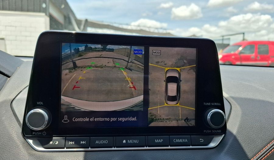 Nissan Sentra 2.0 SR CVT Sedan 2021